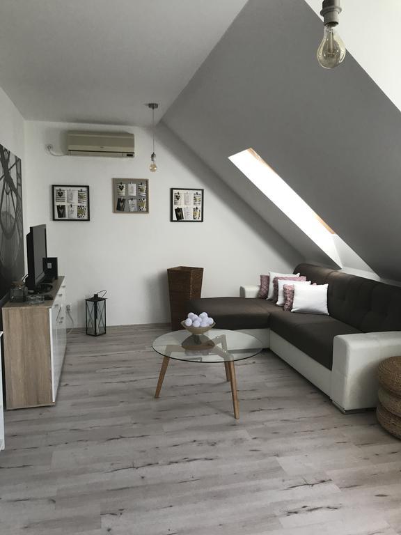 Arany Apartman Szeged Exteriör bild